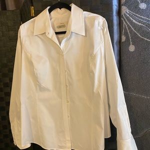 Dress blouse use worn one time size XXL White.